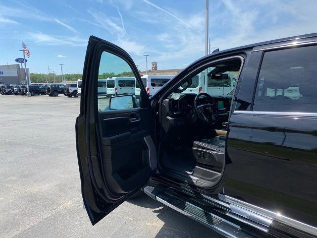 Used 2022 Chevrolet Silverado 1500 High Country w/ High Country Premium Package image 10