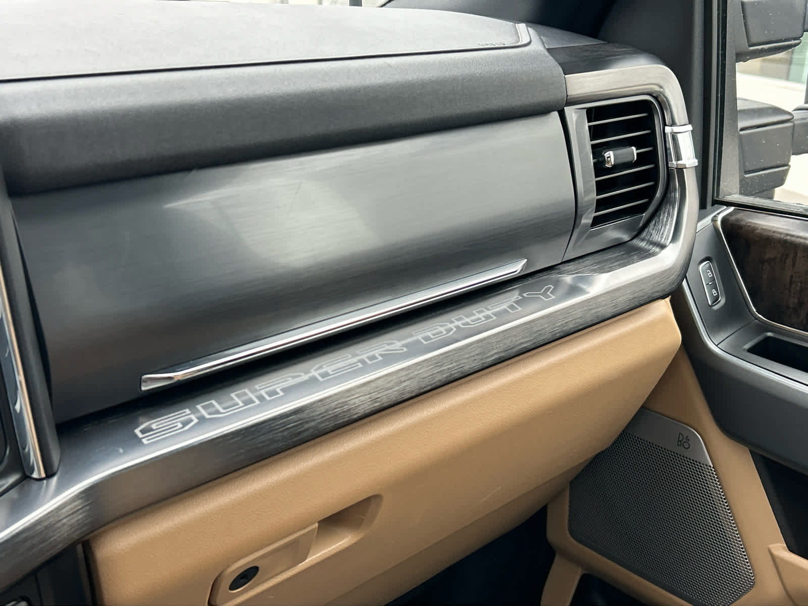 Certified 2024 Ford F350 Lariat image 36