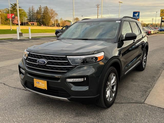 Certified 2023 Ford Explorer XLT w/ Equipment Group 202A AWD/4WD image 35