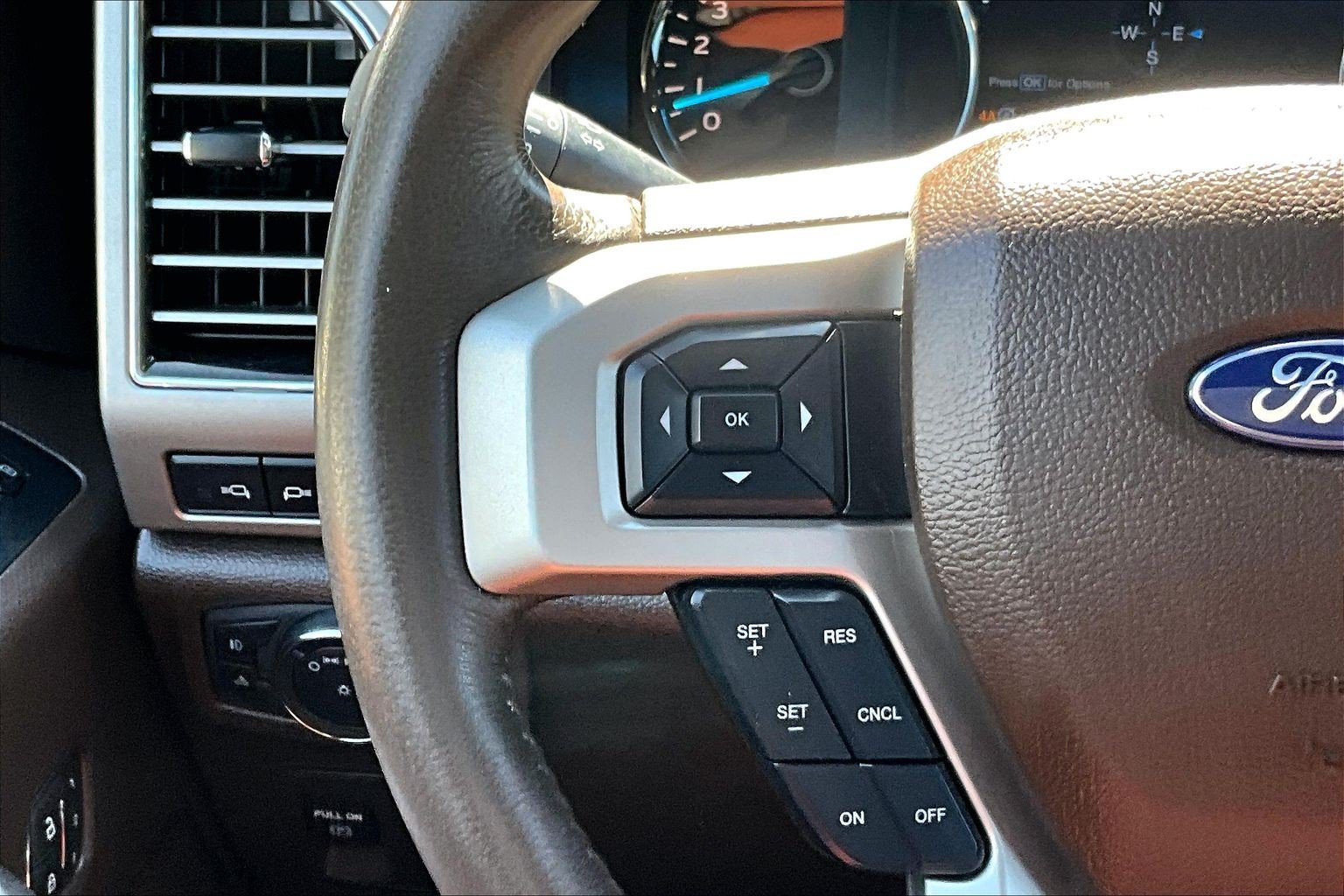Certified 2020 Ford F150 King Ranch w/ Equipment Group 601A Luxury AWD/4WD image 20