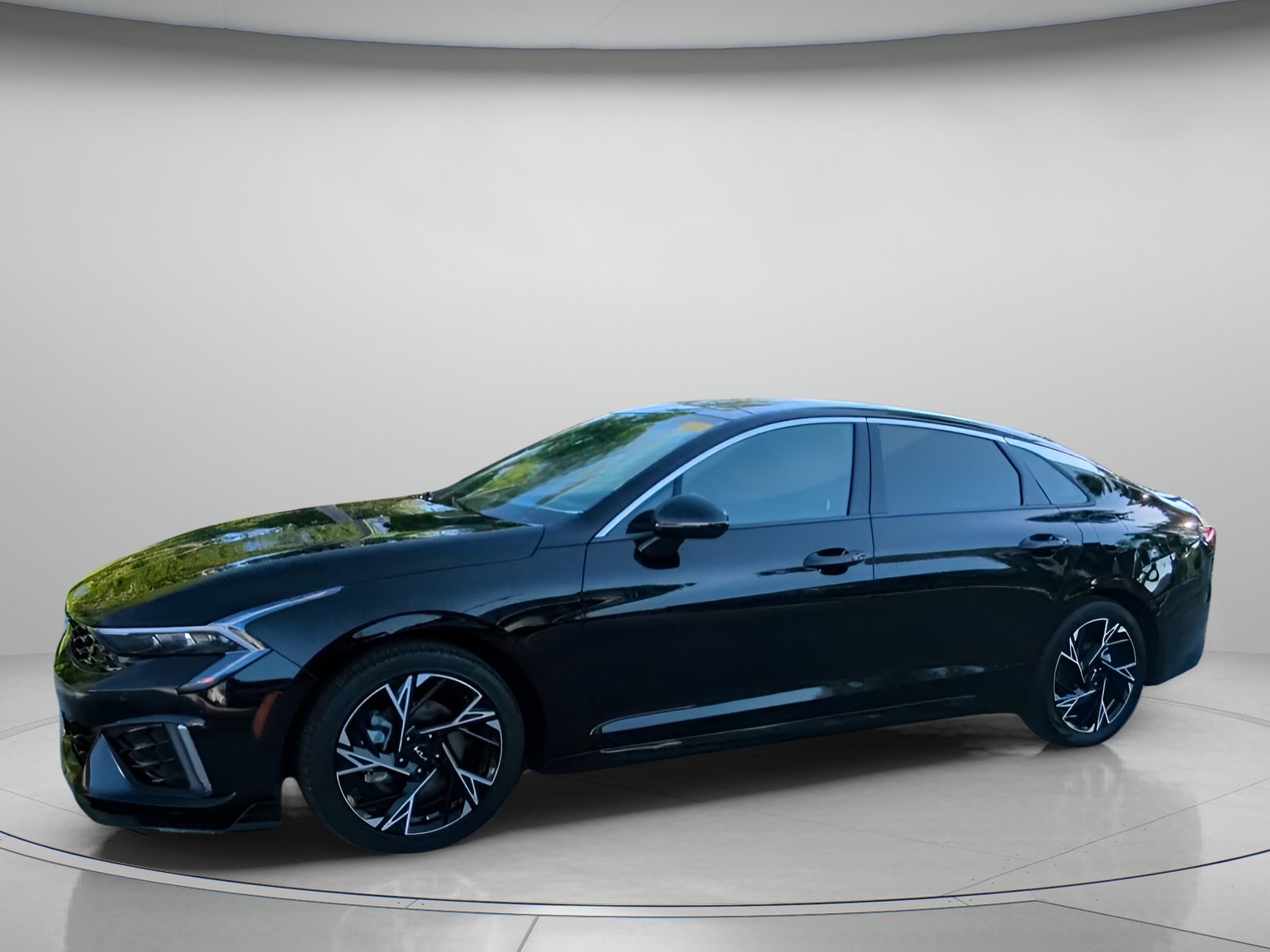 Used 2025 Kia K5 GT-Line w/ GT-Line Premium Package AWD/4WD image 11