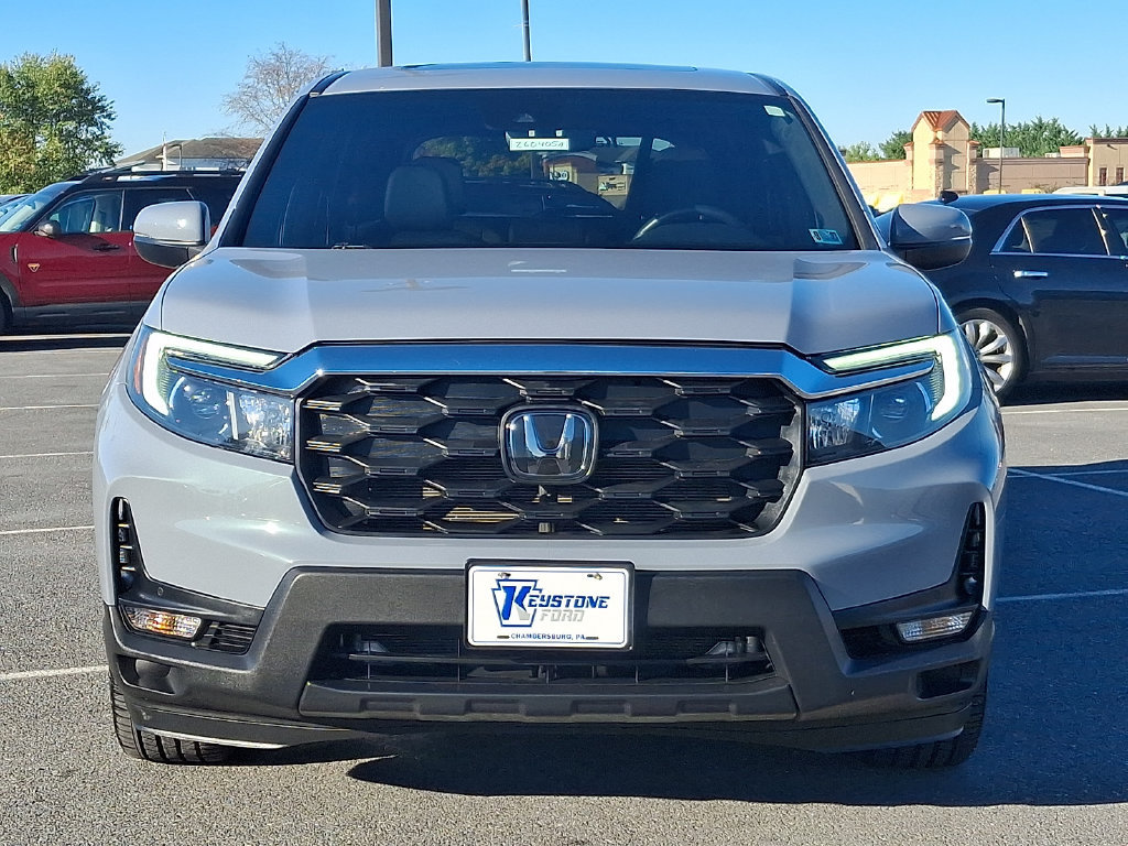 Used 2023 Honda Passport EX-L image 2