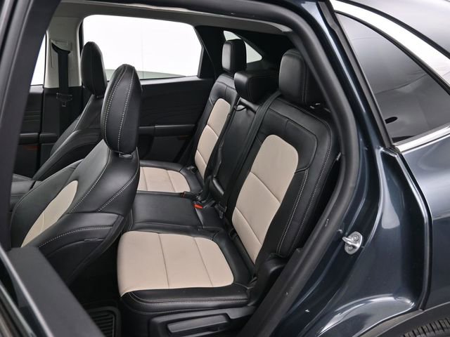 Certified 2022 Ford Escape Titanium w/ Titanium Elite Package image 29