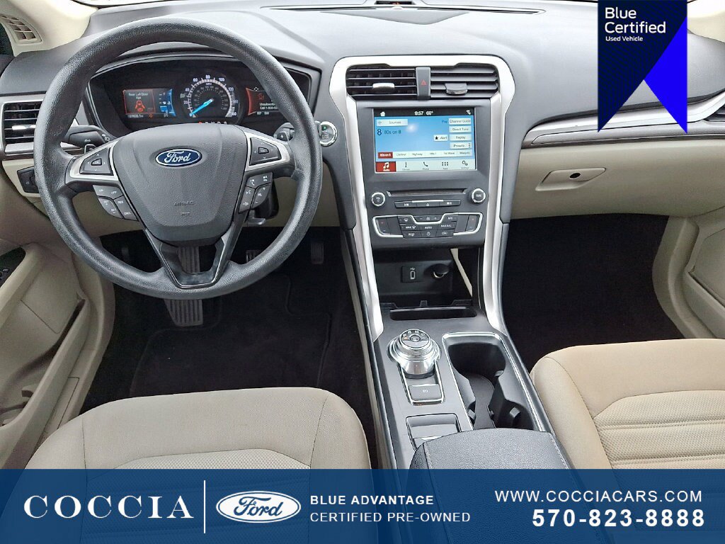 Certified 2018 Ford Fusion SE w/ Fusion SE Technology Package FWD image 11