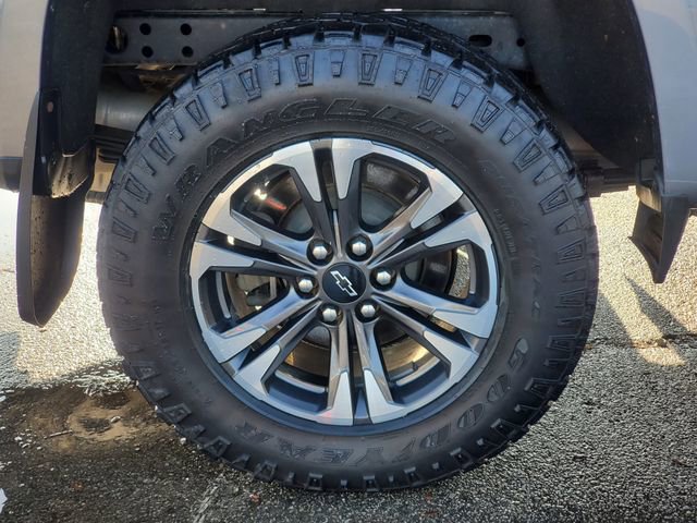 Used 2022 Chevrolet Colorado Z71 image 30