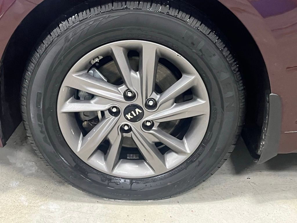 Used 2020 Kia Optima LX FWD image 9