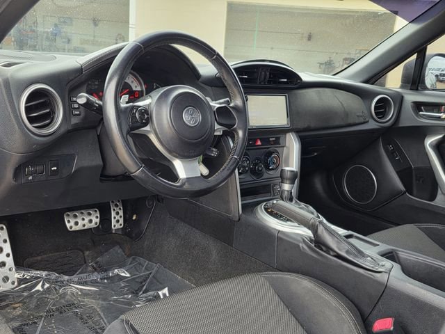 Used 2018 Toyota 86 Base image 8