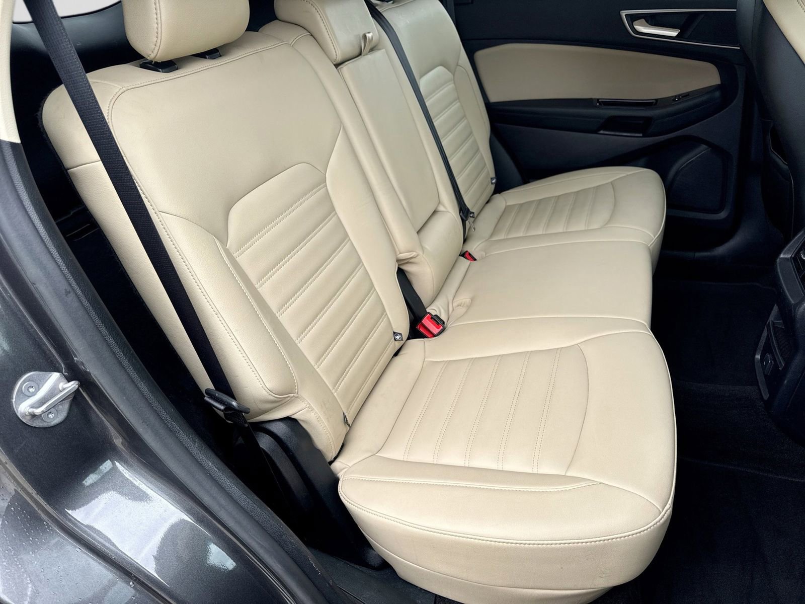 Certified 2020 Ford Edge SEL FWD image 19