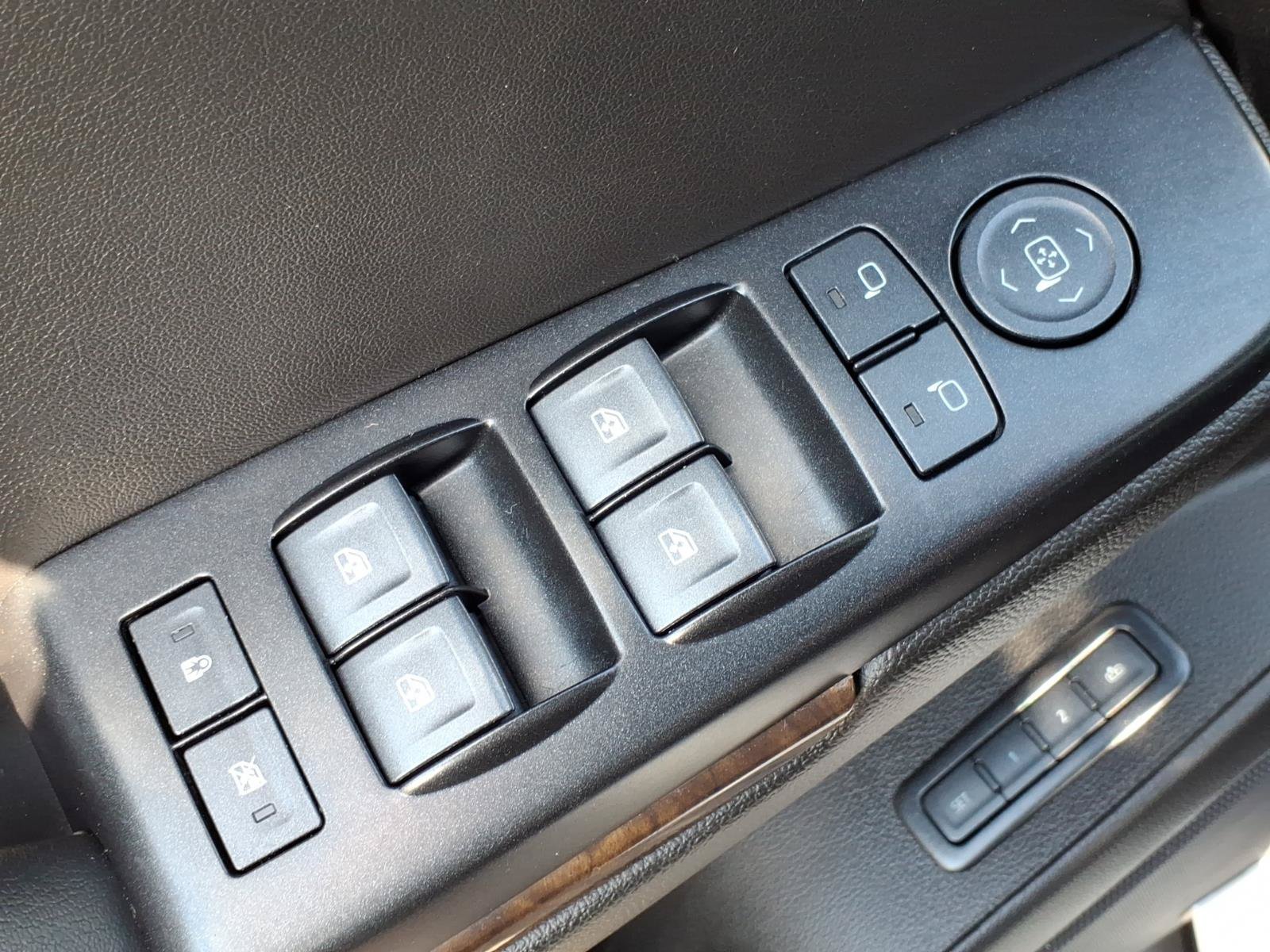 Used 2020 Chevrolet Tahoe LT RWD image 11
