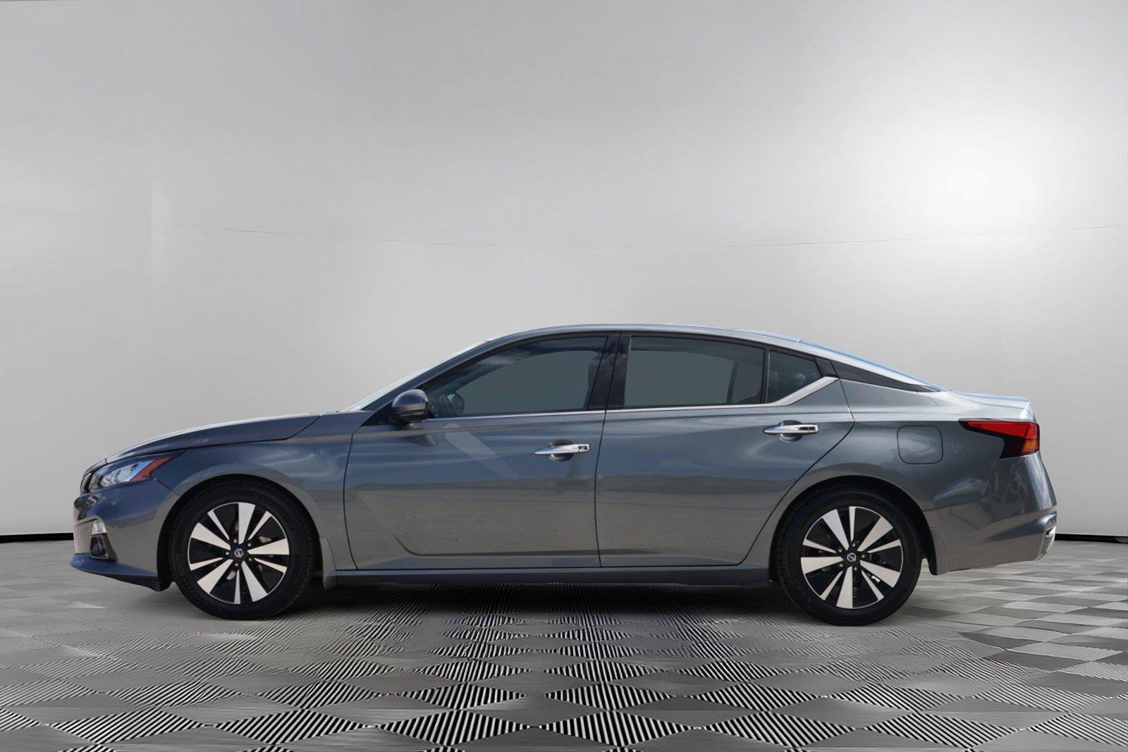 Used 2019 Nissan Altima 2.5 SV FWD image 7
