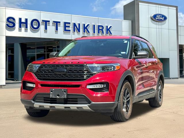 Certified 2021 Ford Explorer XLT w/ Equipment Group 202A RWD image 3