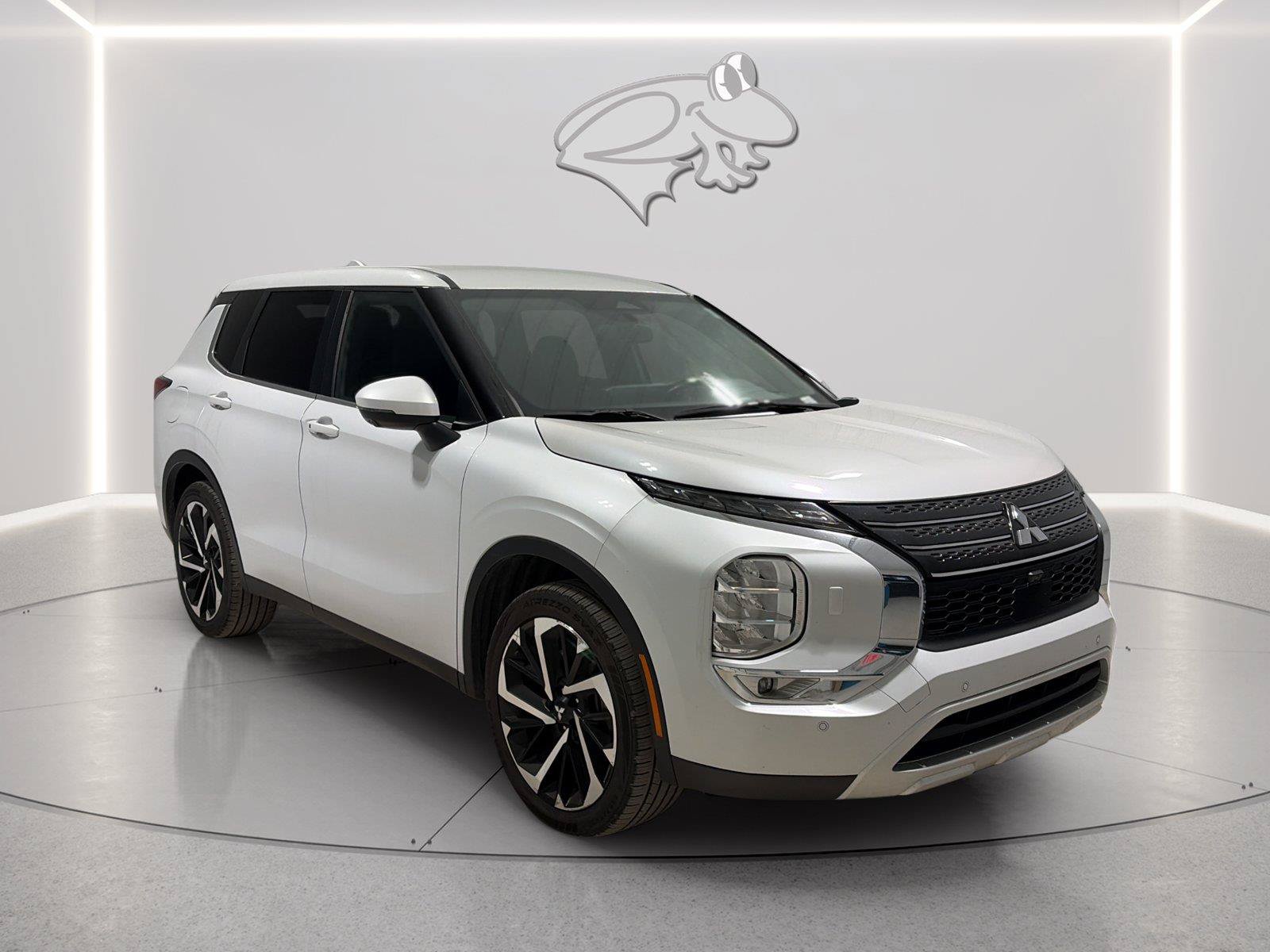 Used 2024 Mitsubishi Outlander SE AWD/4WD image 7