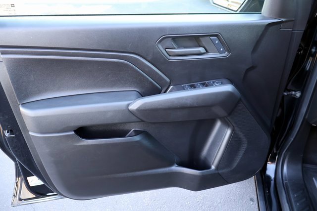 Used 2024 Chevrolet Colorado W/T image 25