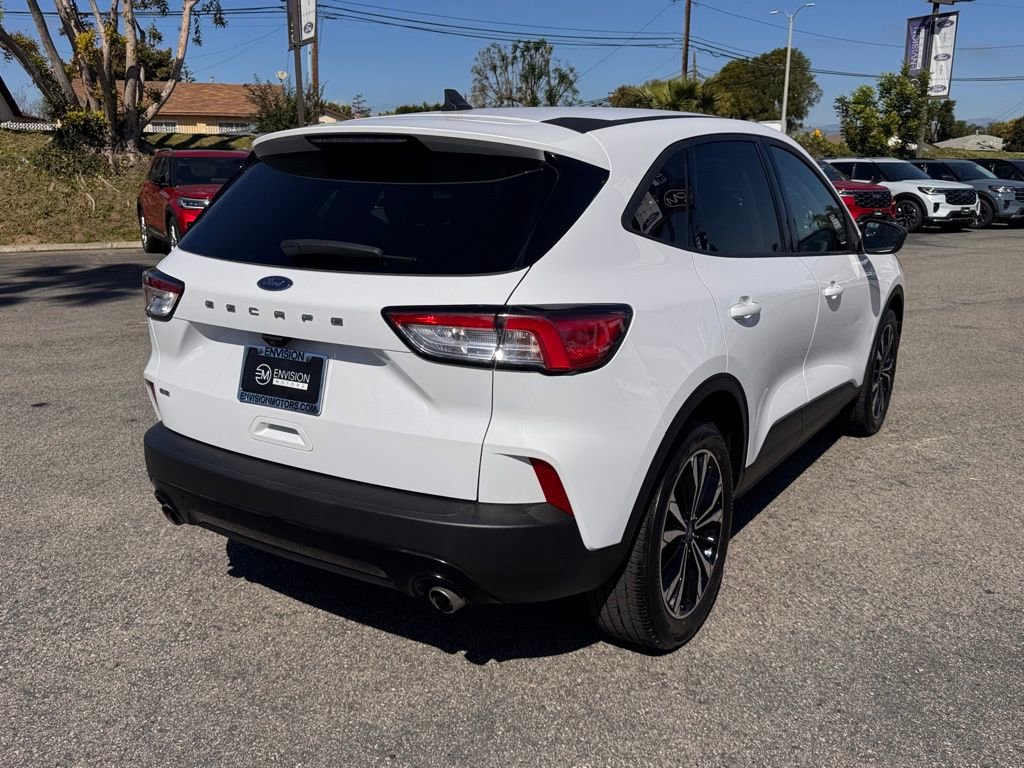 Certified 2022 Ford Escape SE w/ SE Sport Appearance Package image 12