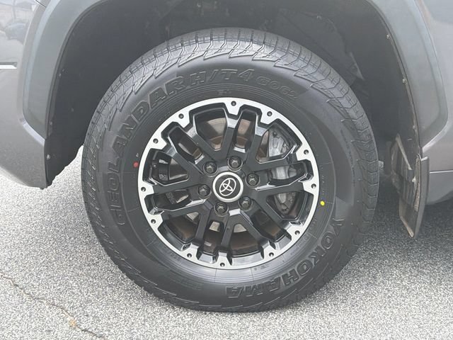 Used 2022 Toyota Tundra SR5 RWD image 13