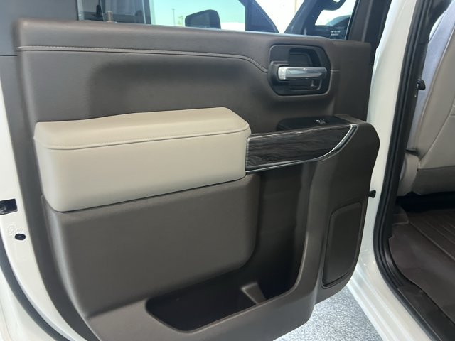 Used 2022 Chevrolet Silverado 2500 LTZ w/ LTZ Plus Package AWD/4WD image 14