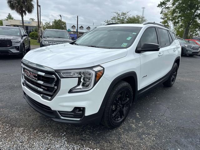 Used 2024 GMC Terrain AT4 image 5