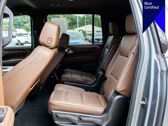 Used 2021 Chevrolet Suburban High Country AWD/4WD image 16