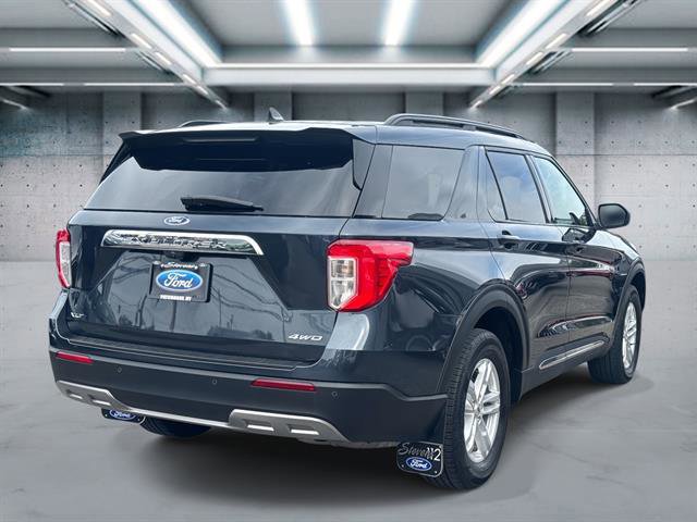 Certified 2022 Ford Explorer XLT w/ Equipment Group 202A image 6