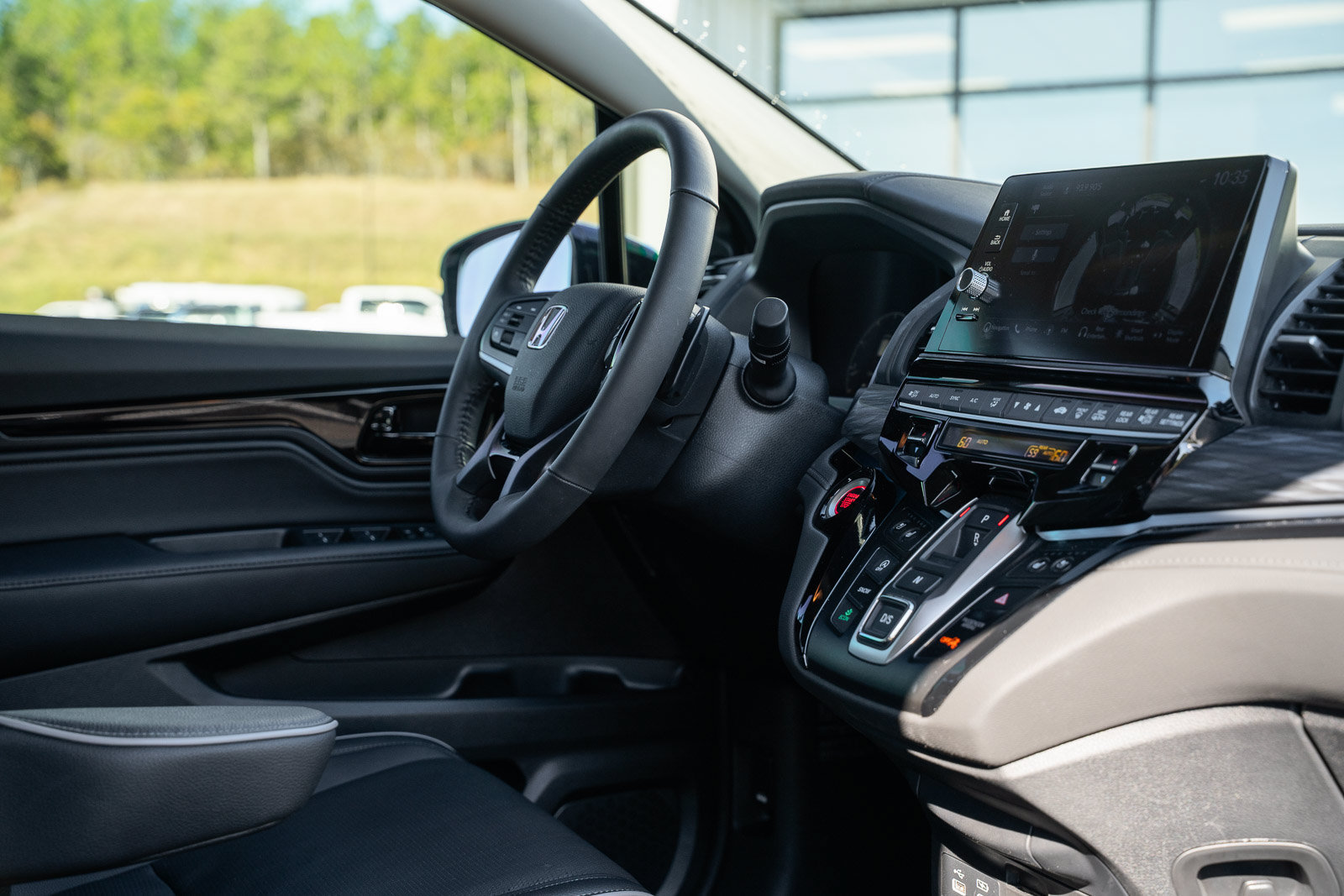 Used 2026 Honda Odyssey Elite image 14