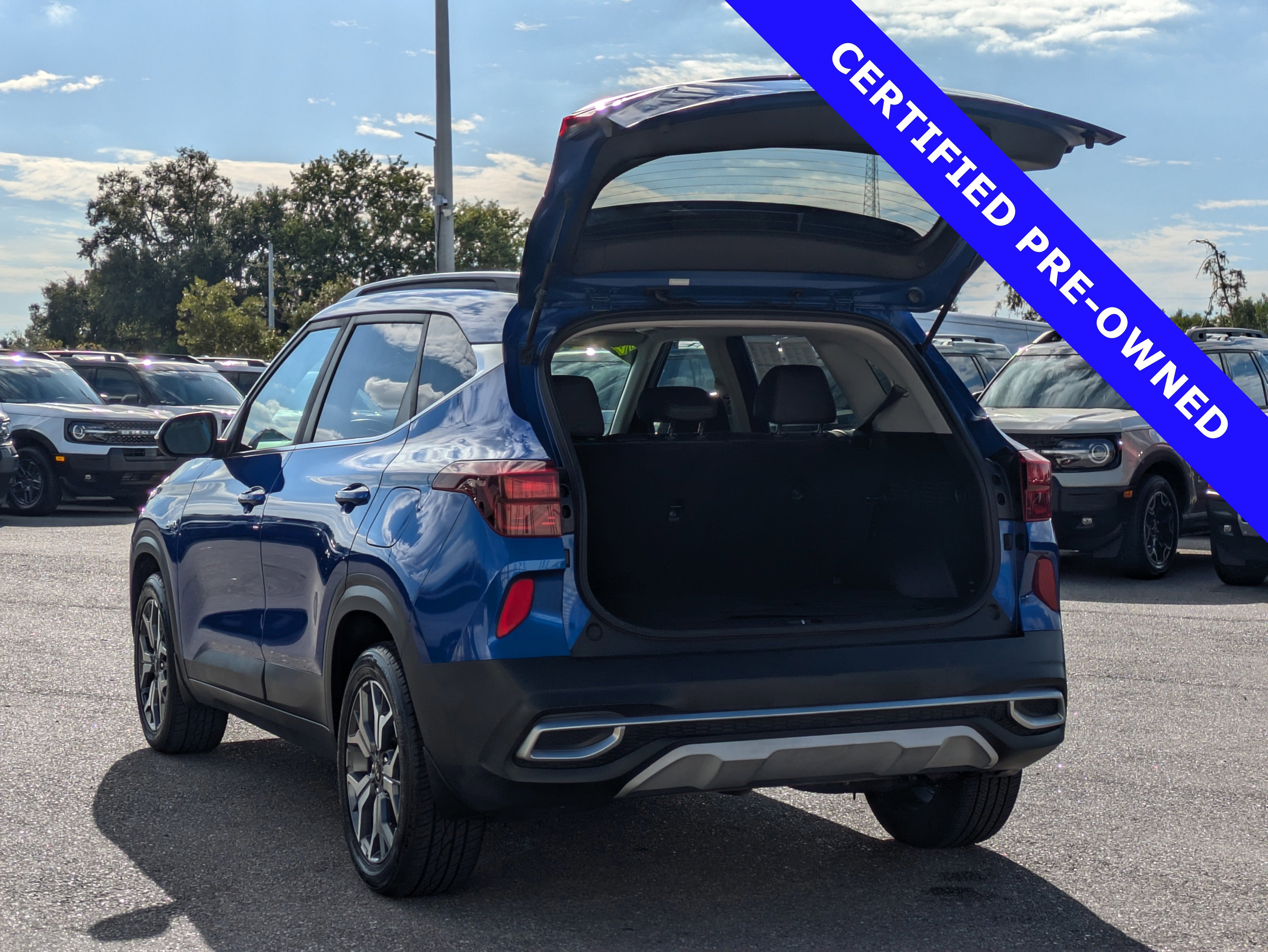 Used 2021 Kia Seltos EX video 3