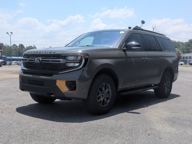 Certified 2025 Ford Expedition Tremor AWD/4WD image 8