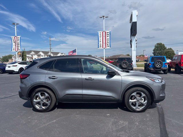 Certified 2026 Ford Escape ST-Line AWD/4WD image 6