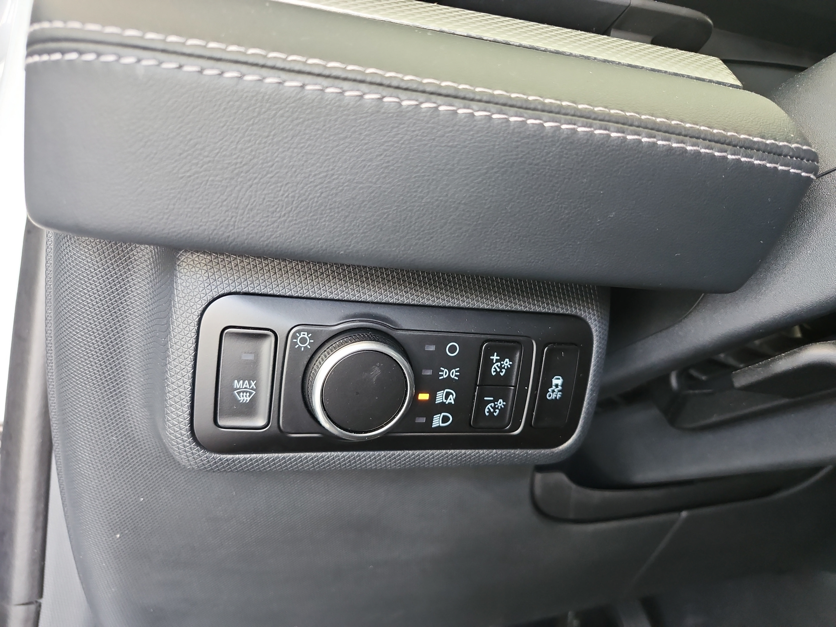 Certified 2023 Ford Mustang Mach-E Select AWD/4WD image 12