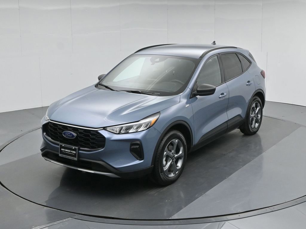 Certified 2025 Ford Escape ST-Line image 26