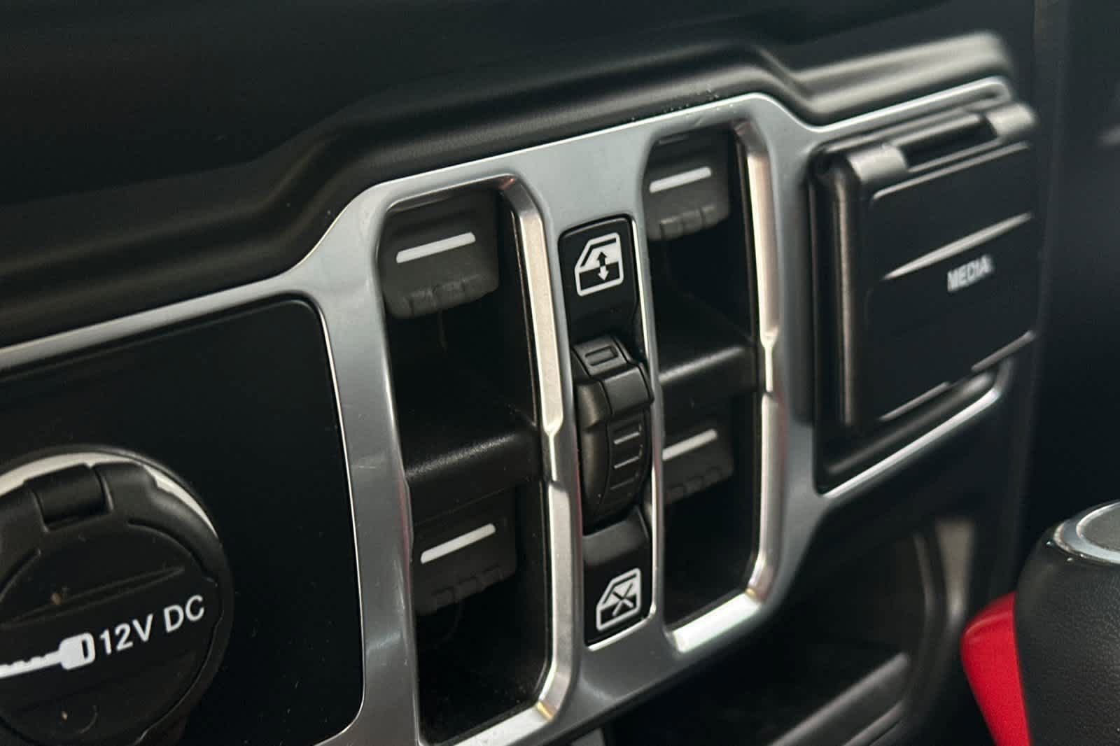 Used 2021 Jeep Wrangler Unlimited Rubicon image 13