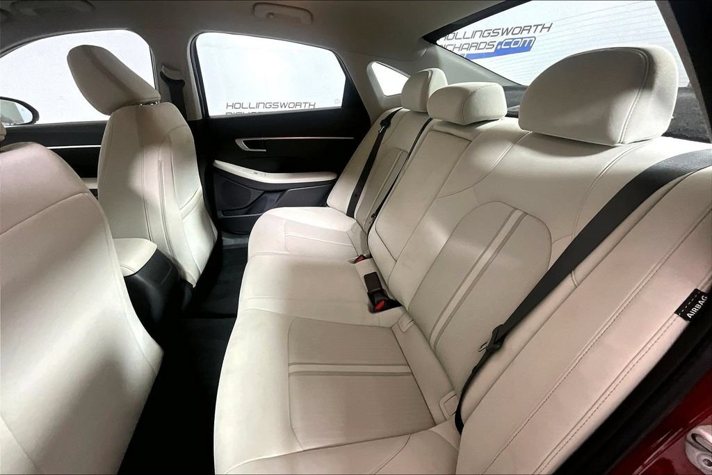 Used 2025 Hyundai Sonata SEL FWD image 21