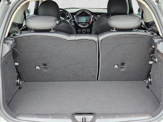 Used 2024 MINI Cooper SE FWD image 6