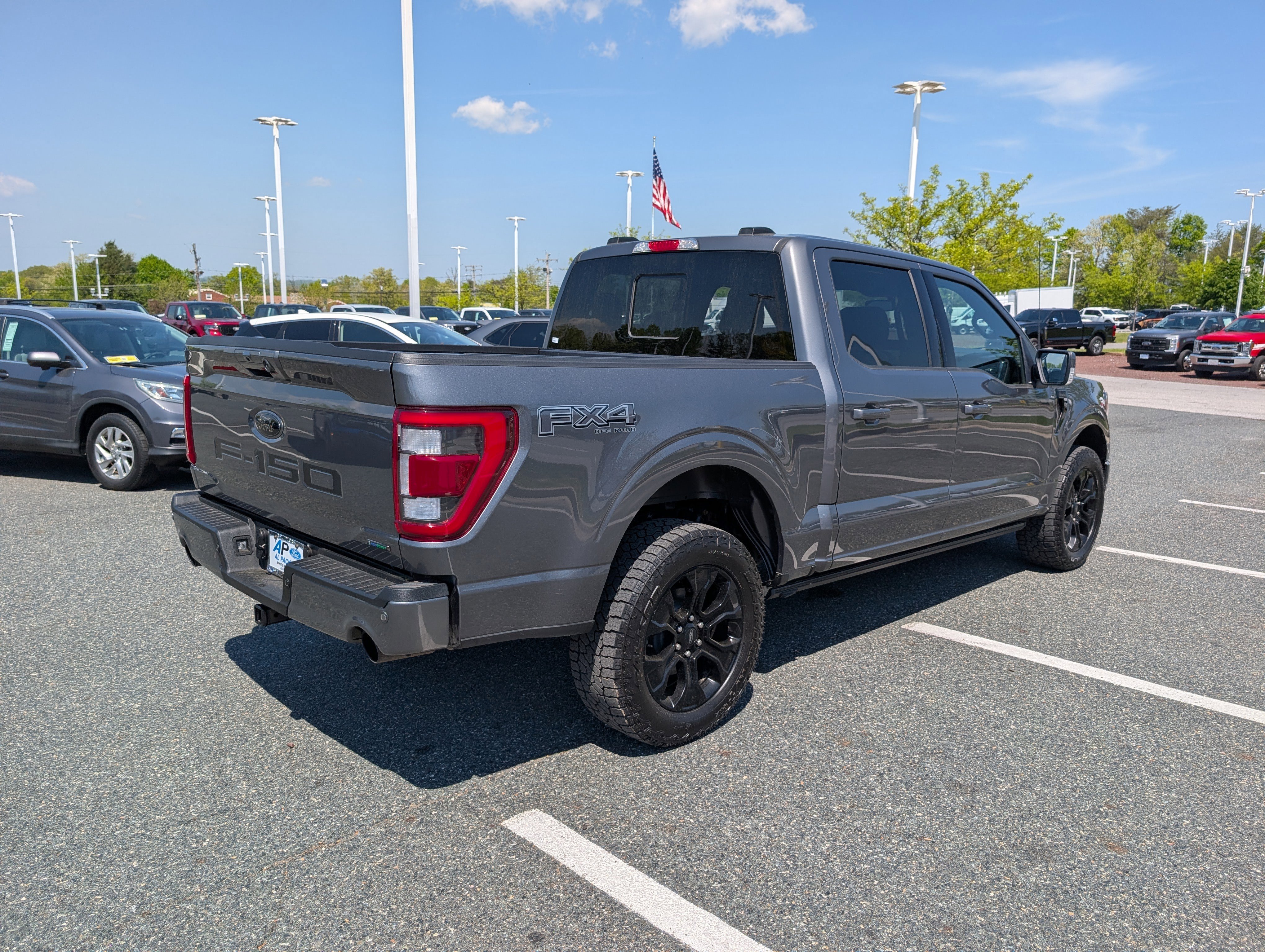 Certified 2022 Ford F150 Lariat w/ Equipment Group 502A High image 3