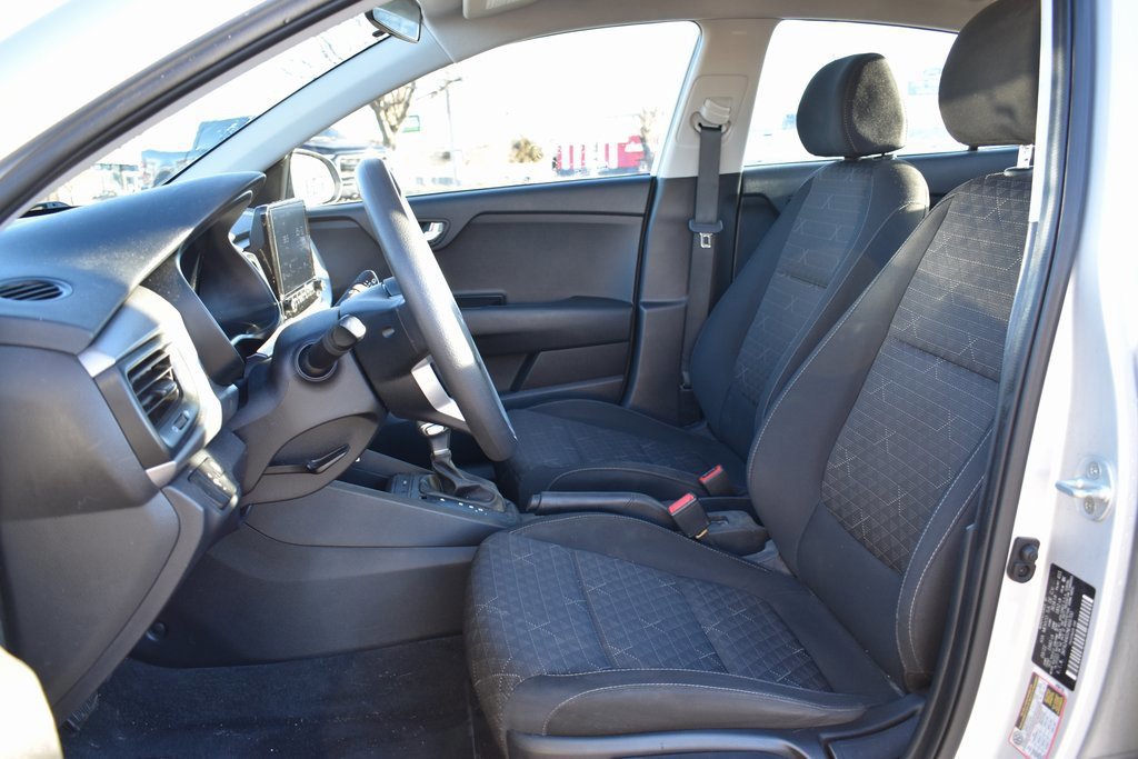 Used 2022 Kia Rio LX image 6