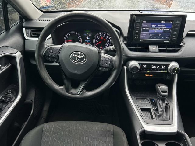 Used 2021 Toyota RAV4 XLE FWD image 13