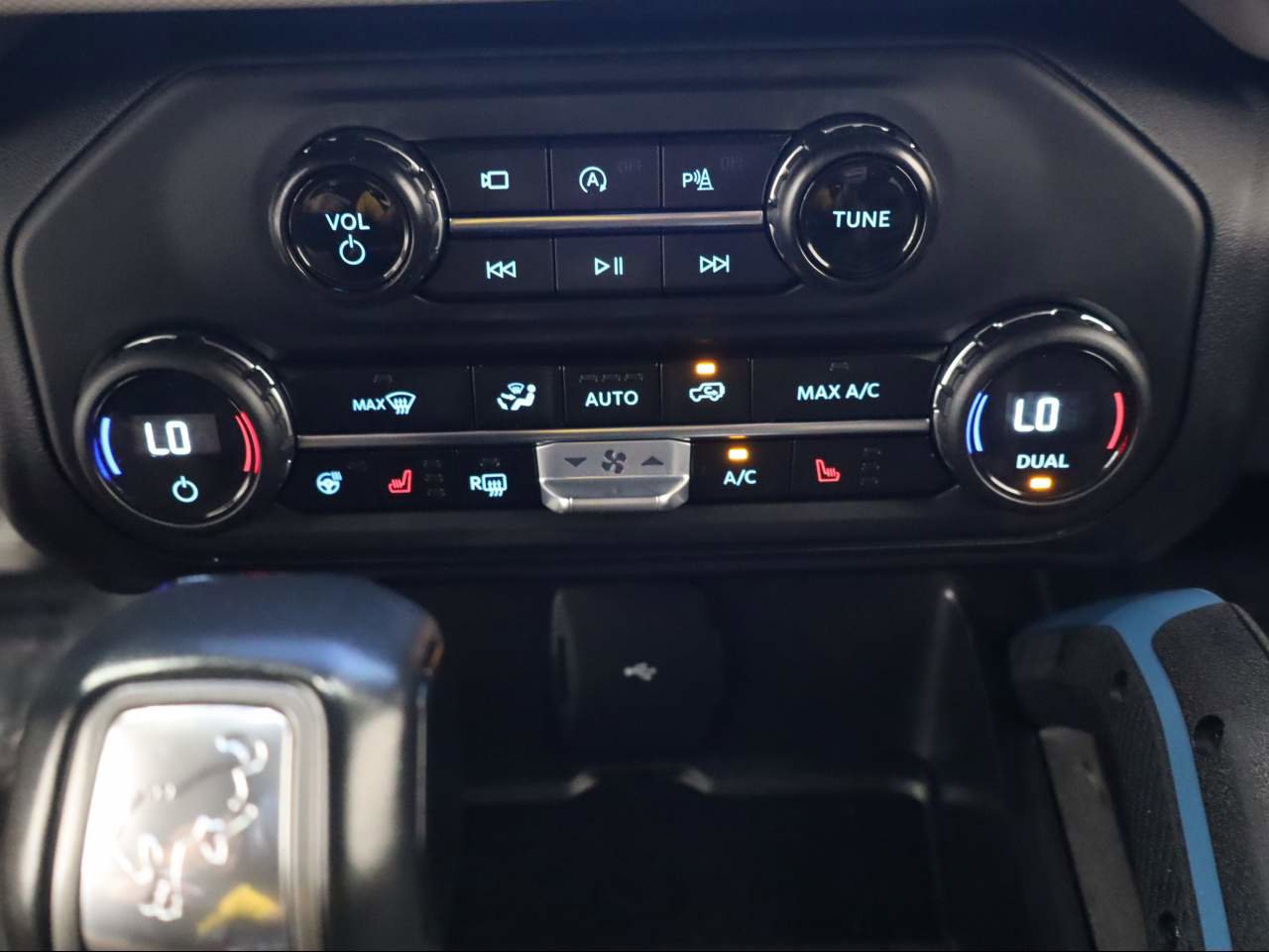 Certified 2023 Ford Bronco Wildtrak image 14