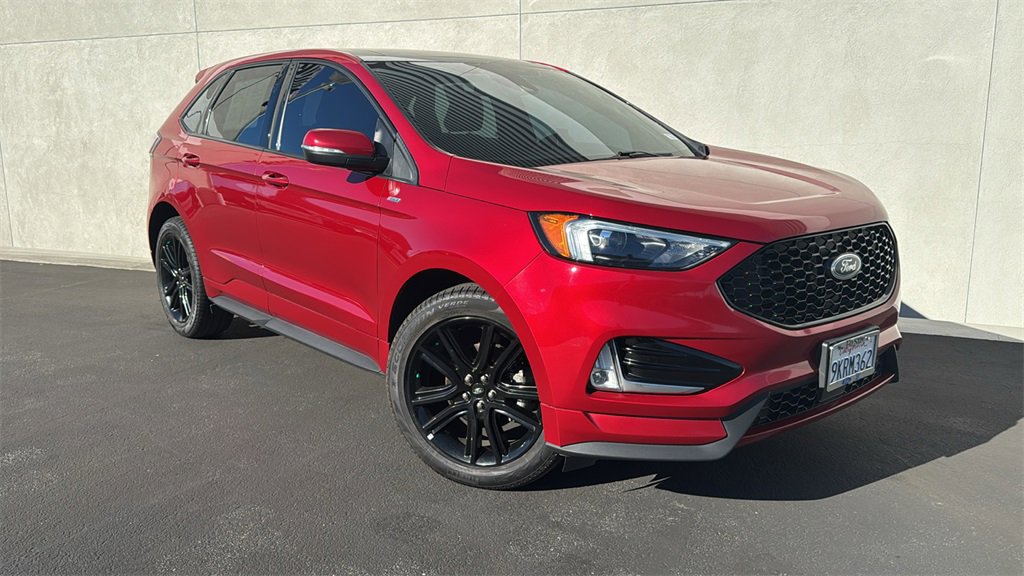 Certified 2020 Ford Edge ST-Line w/ Cold Weather Package