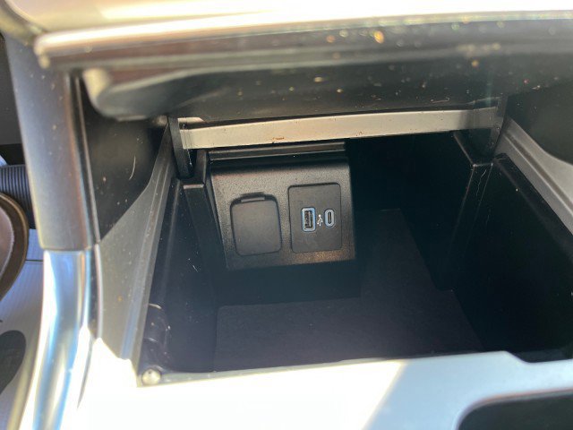 Certified 2022 Ford Explorer XLT w/ Equipment Group 202A image 23