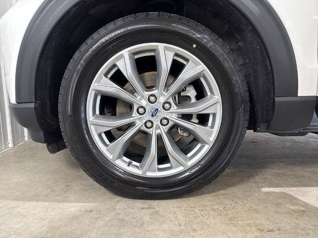 Certified 2023 Ford Explorer XLT w/ Equipment Group 202A AWD/4WD image 15