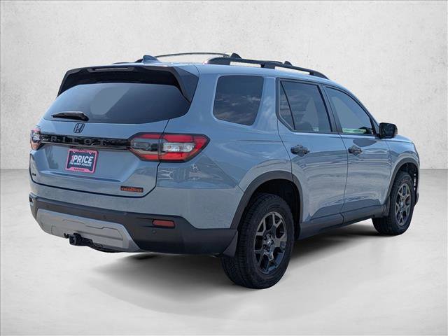 Used 2024 Honda Pilot TrailSport image 5