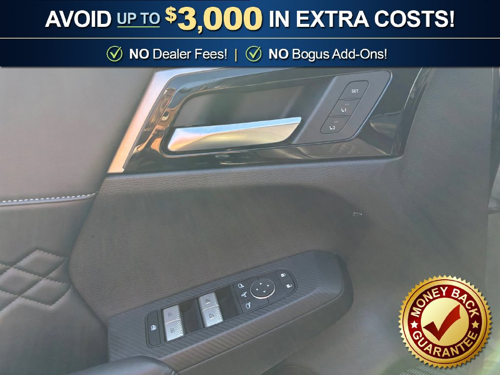 Used 2024 Mitsubishi Outlander SEL FWD image 16