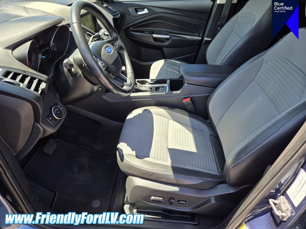 Certified 2018 Ford Escape SE w/ SE Sport Appearance Package FWD image 6