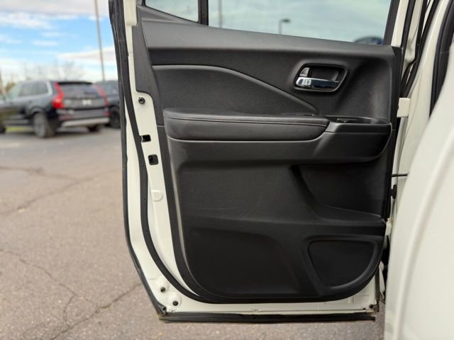 Used 2017 Honda Ridgeline RTL image 29