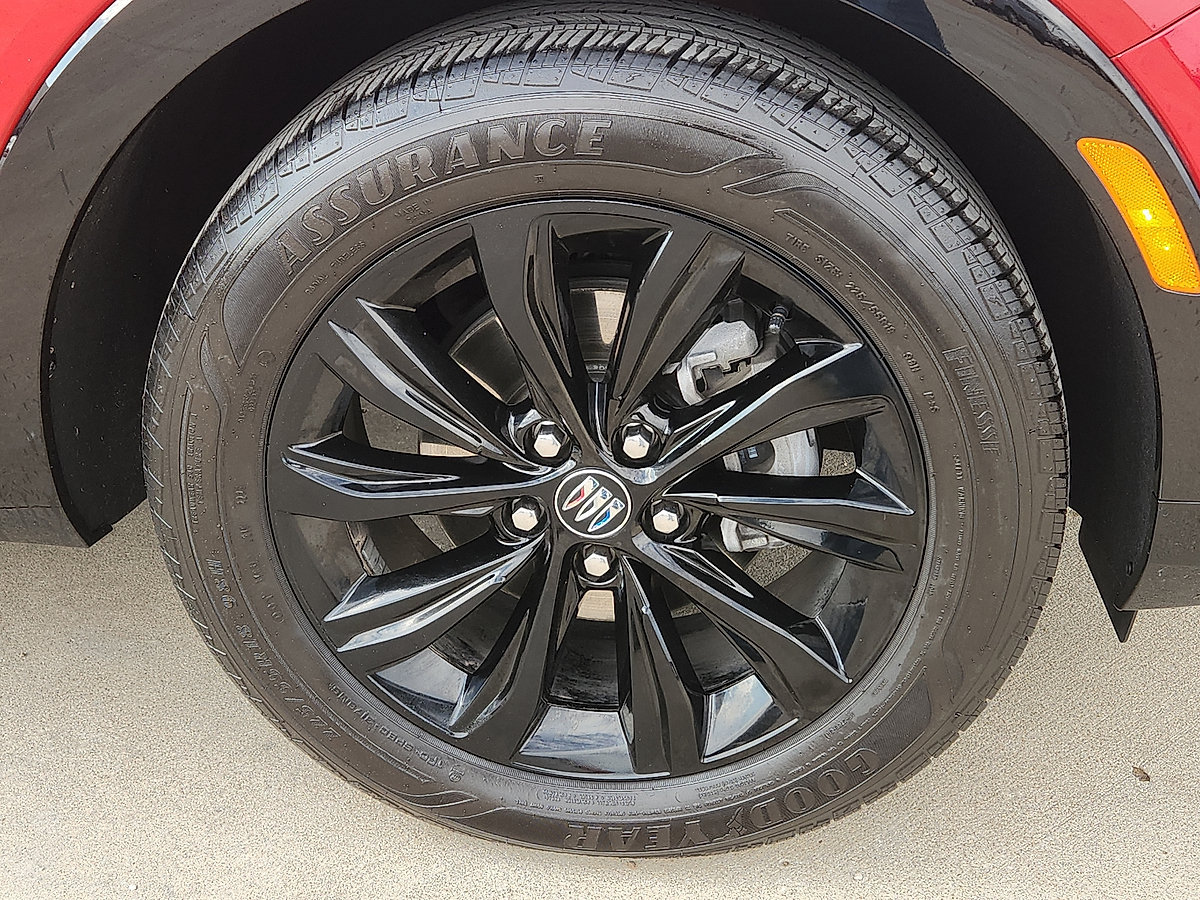Used 2026 Buick Envista Sport Touring FWD image 9