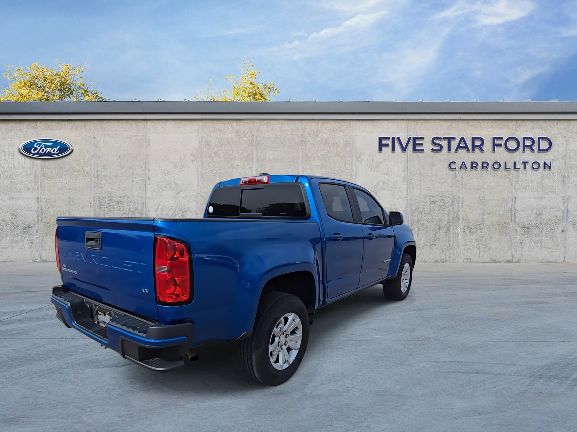 Used 2021 Chevrolet Colorado LT w/ LT Convenience Package image 5