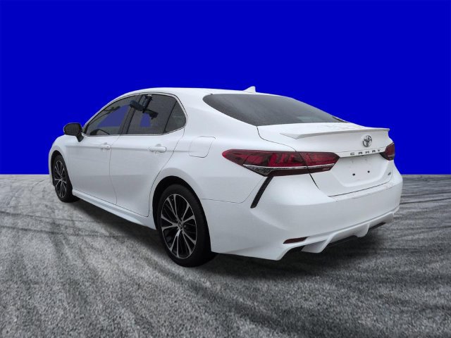 Used 2019 Toyota Camry SE FWD image 6