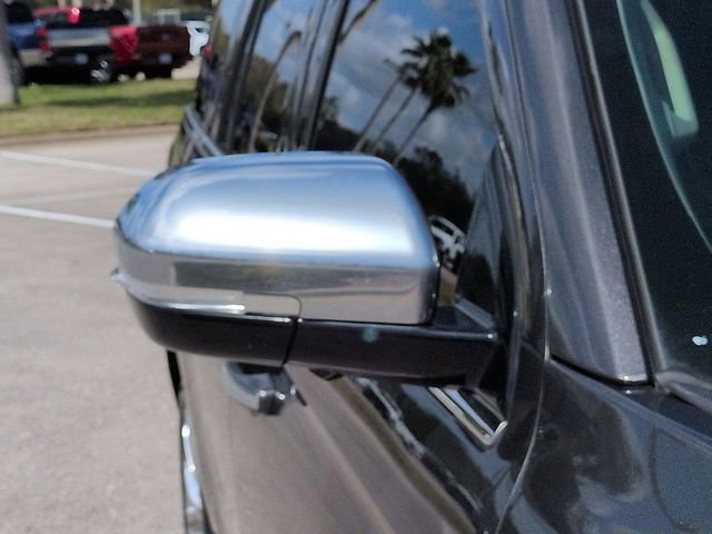 Certified 2019 Ford Expedition Platinum image 12