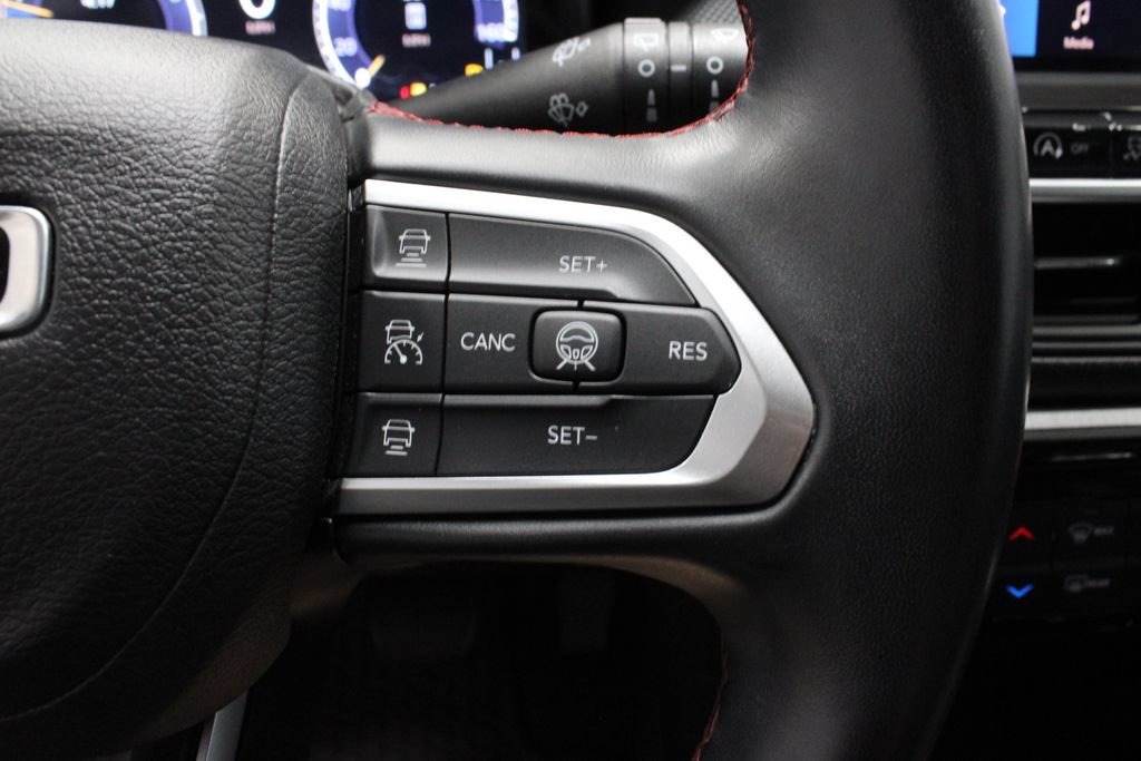 Used 2022 Jeep Compass Trailhawk w/ Trailhawk Elite Group AWD/4WD image 30
