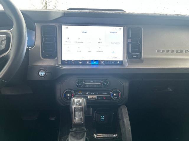 Certified 2025 Ford Bronco Outer Banks w/ Sasquatch Package image 26