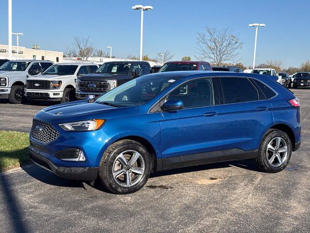 Certified 2024 Ford Edge SEL w/ Convenience Package AWD/4WD image 4